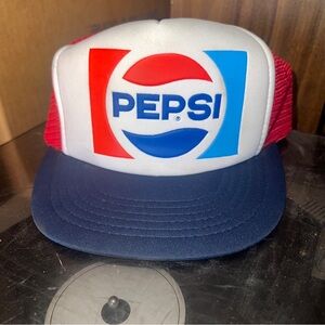 Vintage 1980s Pepsi snapback trucker hat rare & in very good condition